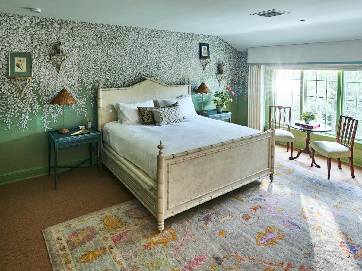 The Mayflower Inn & Spa, Auberge Resorts Collection Washington 외부 사진