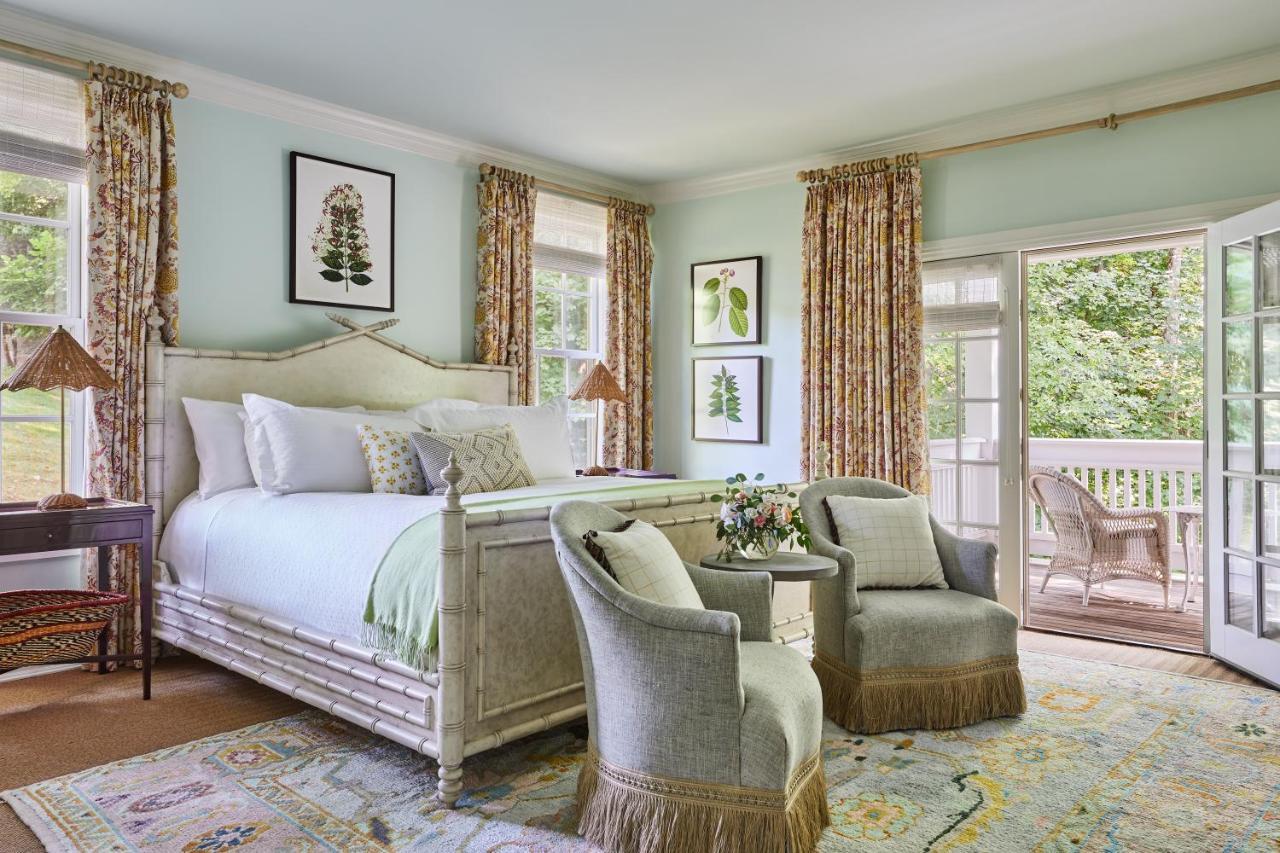 The Mayflower Inn & Spa, Auberge Resorts Collection Washington 외부 사진